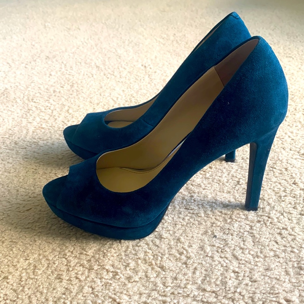Jessica Simpson Dalyn Platform Pumps, size 7 to 7 1/2